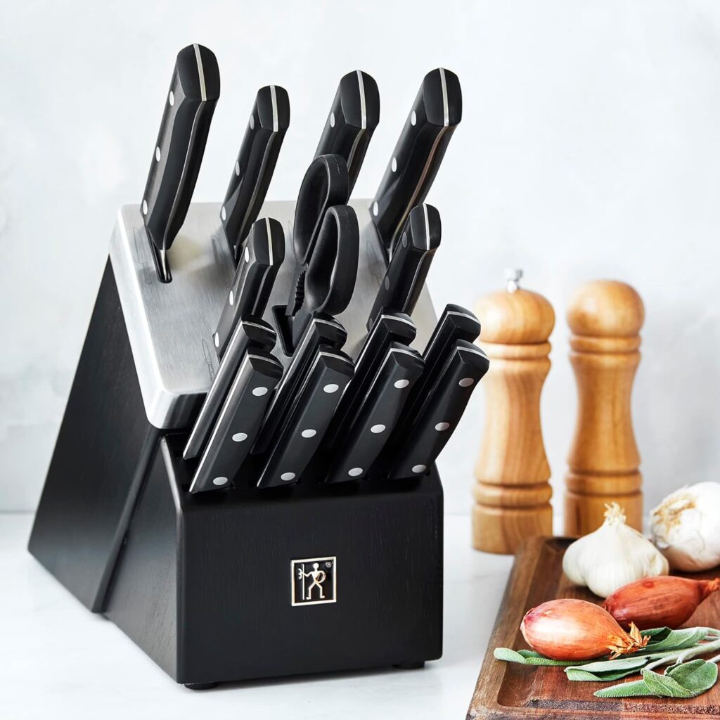 HENCKELS Solution Razor-Sharp 16-pc Self Sharpening Knife Block Set, Chef Knife, Bread Knife, Steak Knife, German Engineered Informed by 100+ Years of Mastery